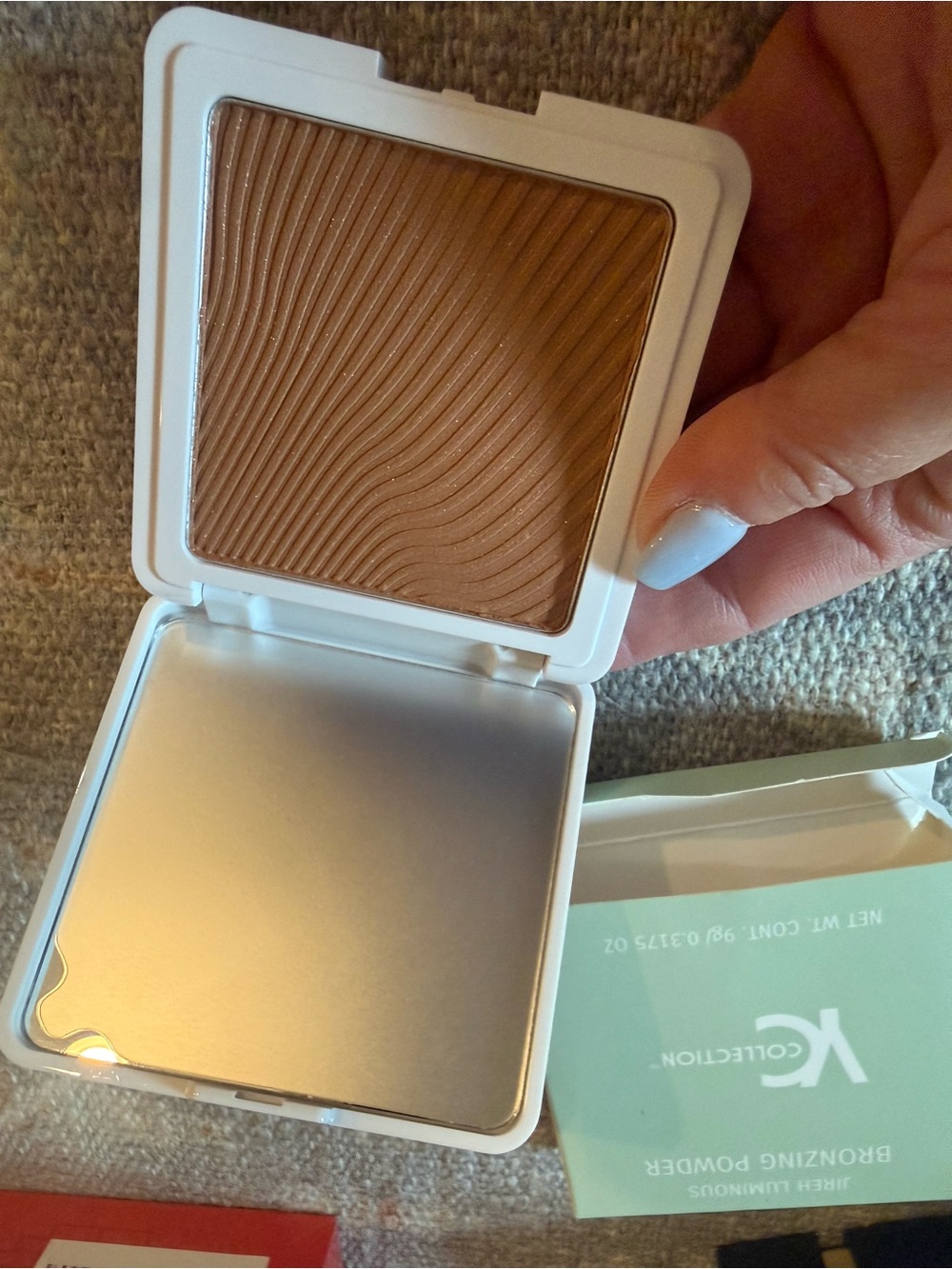 Bronzing Powder Compact -never been used
